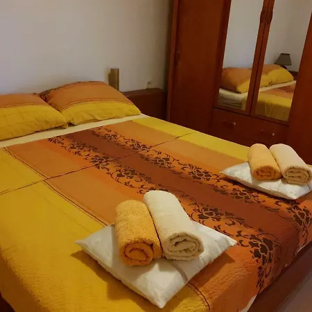 Apartment Dahlia Podglavica