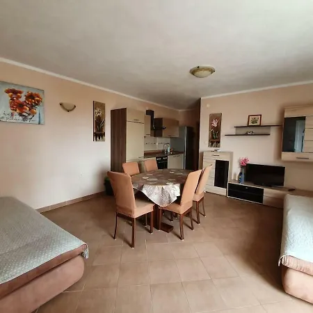 Apartment Dahlia Podglavica